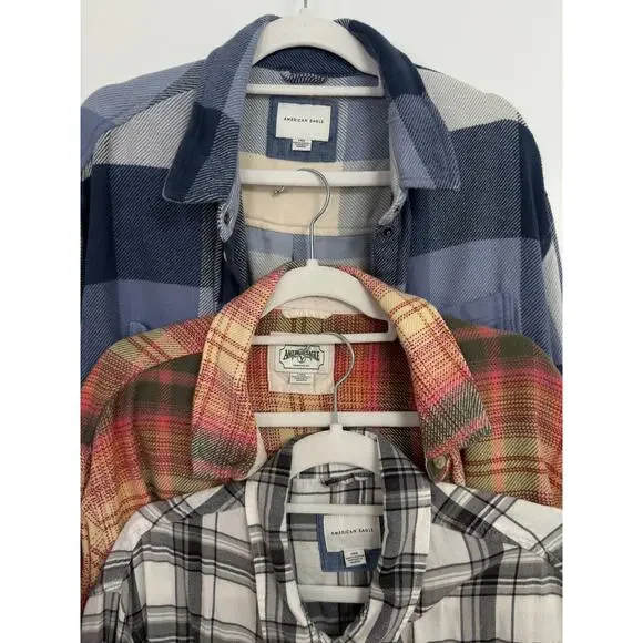 Lot of 3 Women’s American Eagle Flannel Button Up Shirts L Large - Picture 2 of 11